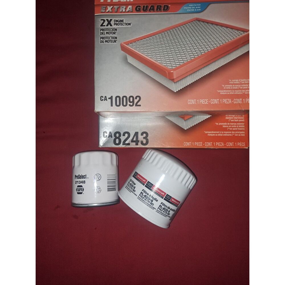 NIB 2 Auto Filters FRAM Extra Guard CA10092/8243 Air Filters Ford & Napa & Gold